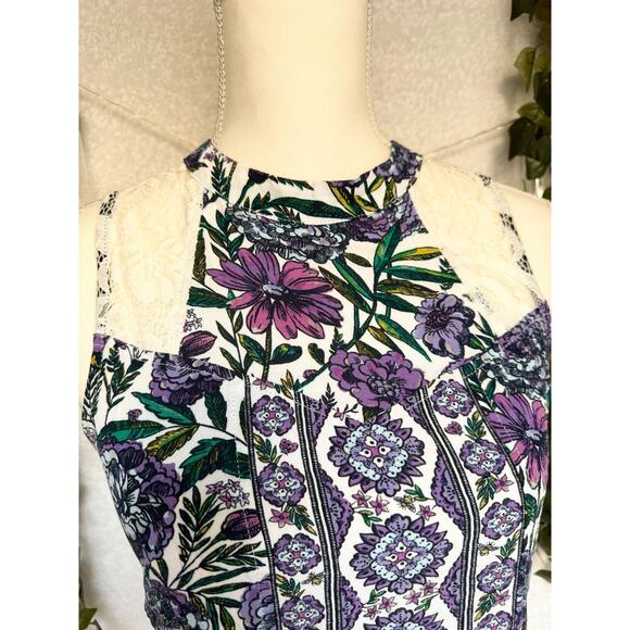 Vera Bradley Rayon Lavender Meadows Keyhole back Floral & Lace Sleeveless Blouse - Picture 3 of 11